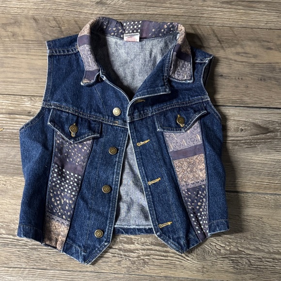 Watch La Jackets & Blazers - Vintage Stylish Denim Vest Boho cottage core small